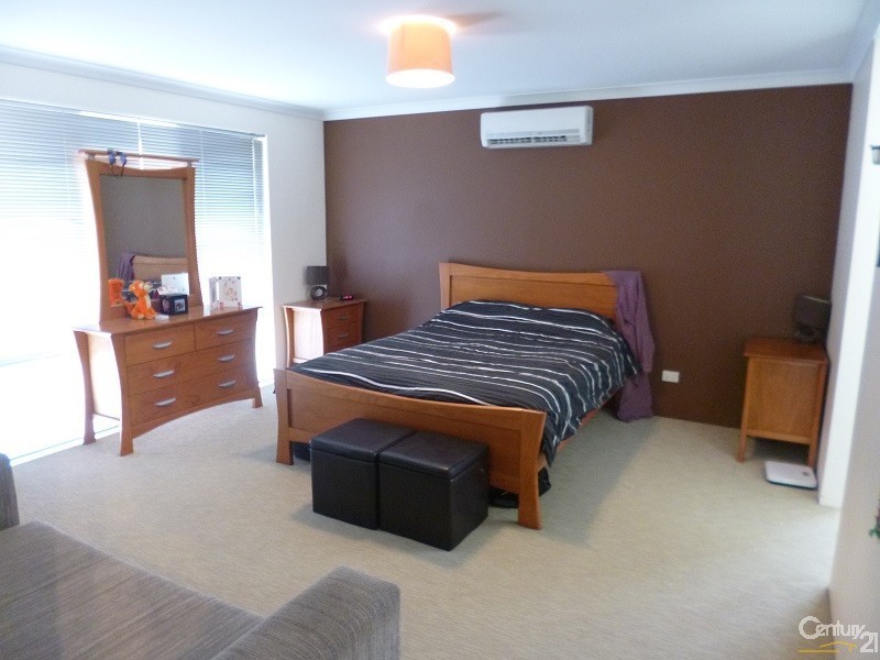 42 Shipmaster Ave, Alkimos WA 6038