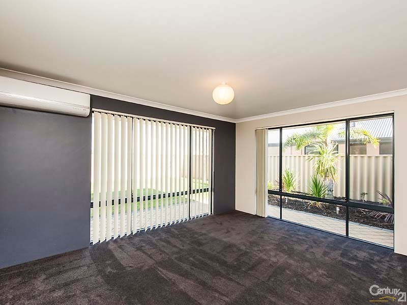 10 Fordwich Street, Butler WA 6036