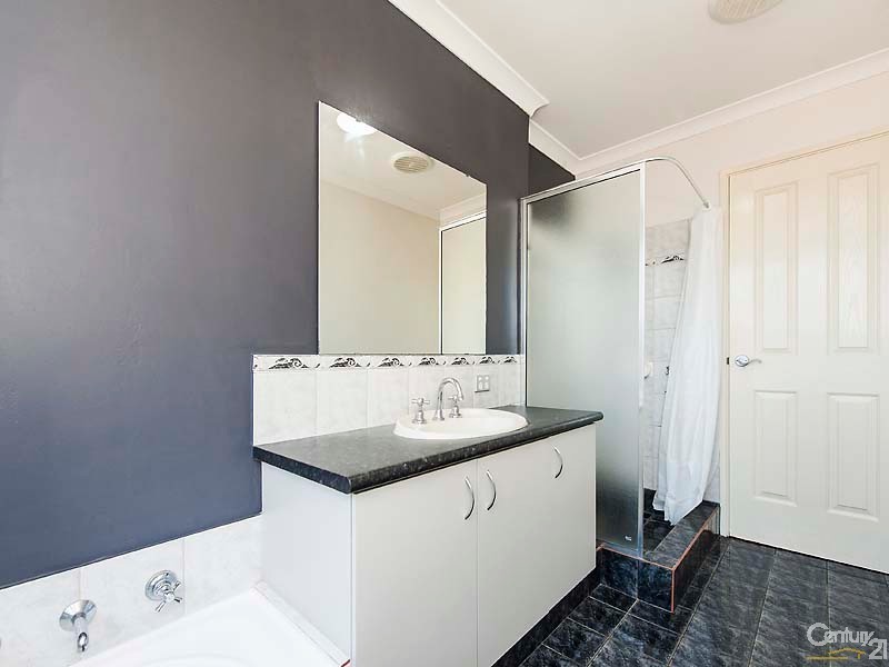 10 Fordwich Street, Butler WA 6036