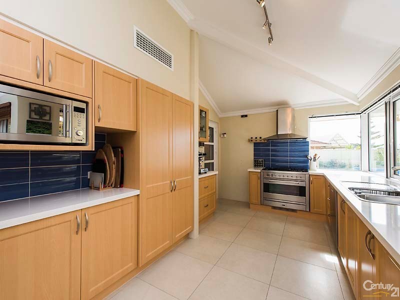 16 Atalanta Rise, Ocean Reef WA 6027