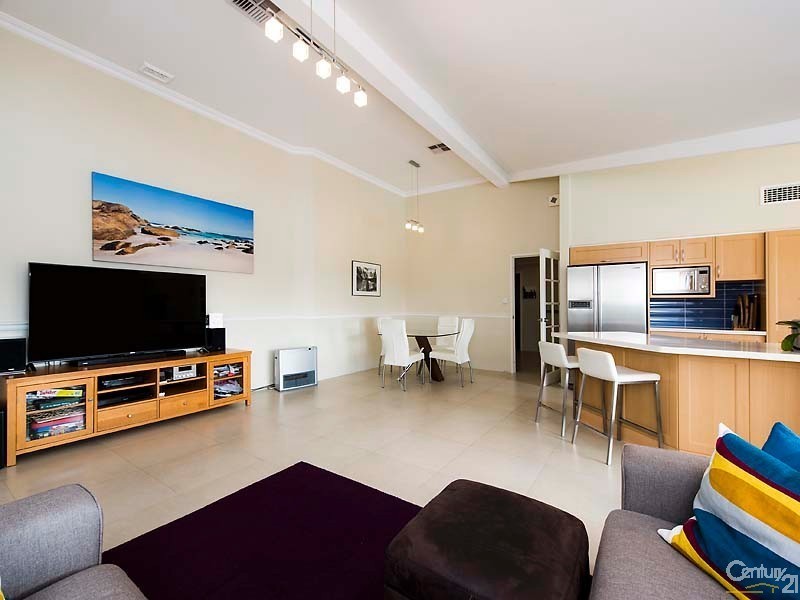 16 Atalanta Rise, Ocean Reef WA 6027