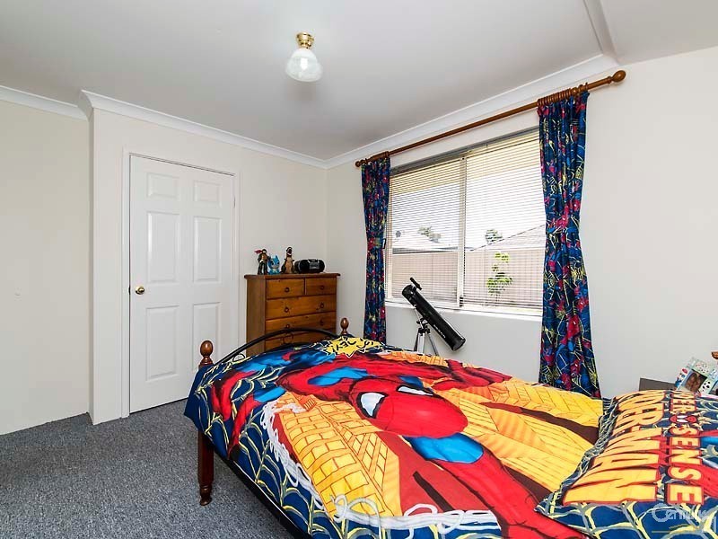 29 Bingarra Crescent, Tapping WA 6065