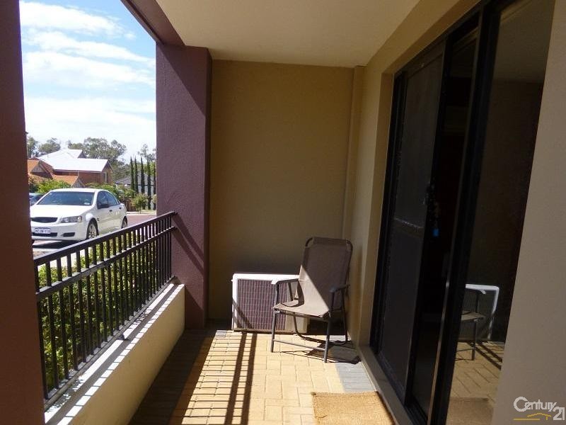 1-2 Wattlebird Loop, Joondalup WA 6027