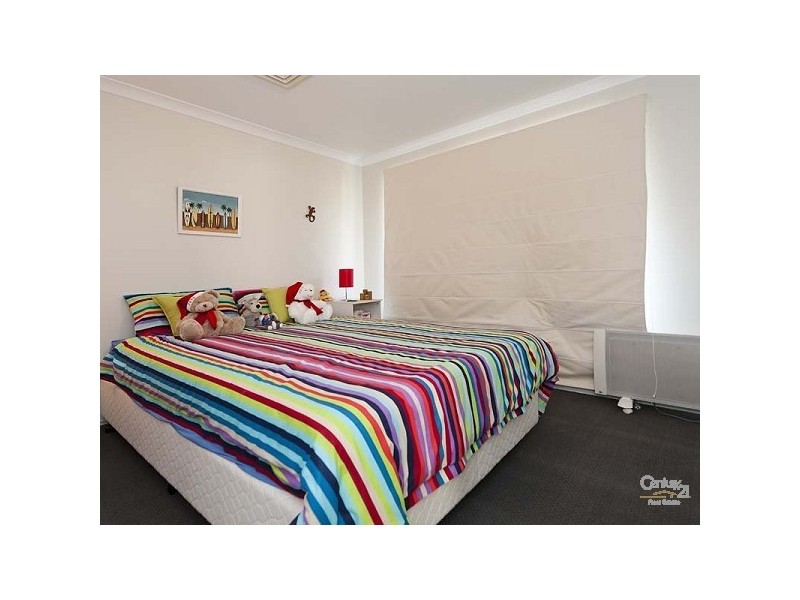 9 Duyfken Road, Jindalee WA 6036