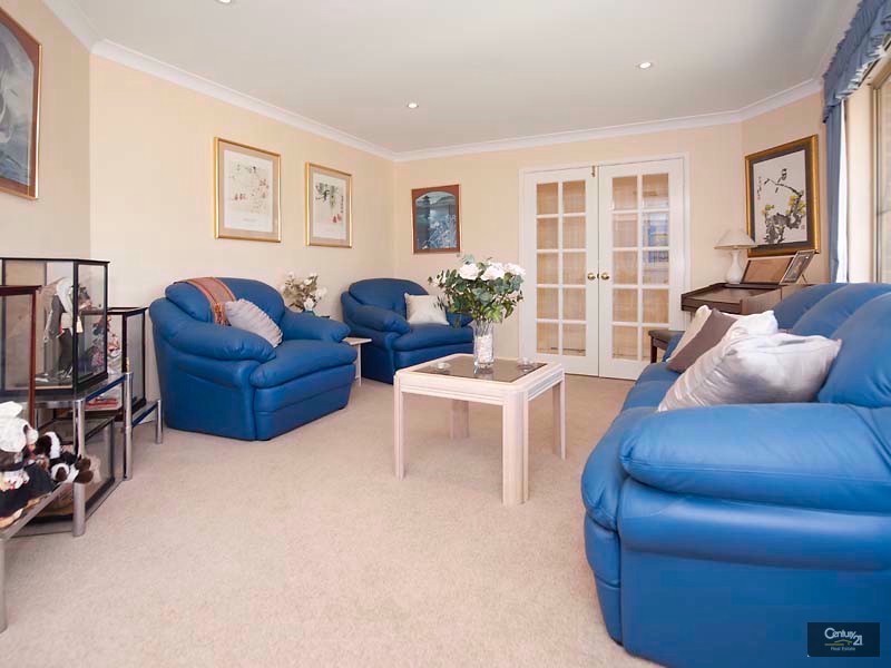 2 The Lakes, Connolly WA 6027