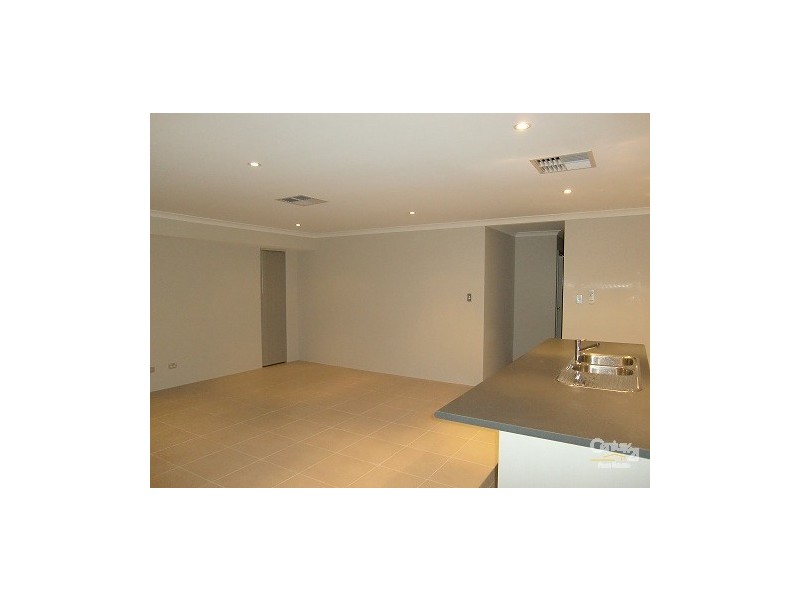 14 Oxted Link, Butler WA 6036