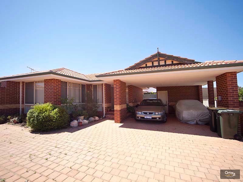 8 Keppoch Court, Kinross WA 6028