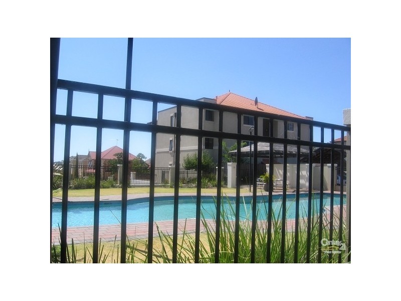 5/8 Wattlebird Loop, Joondalup WA 6027