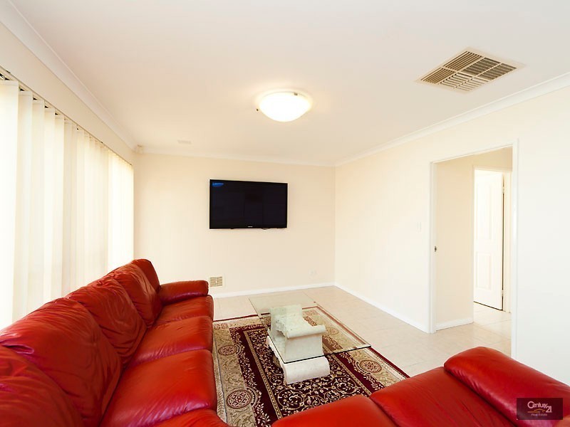 43 Almurta Way, Nollamara WA 6061