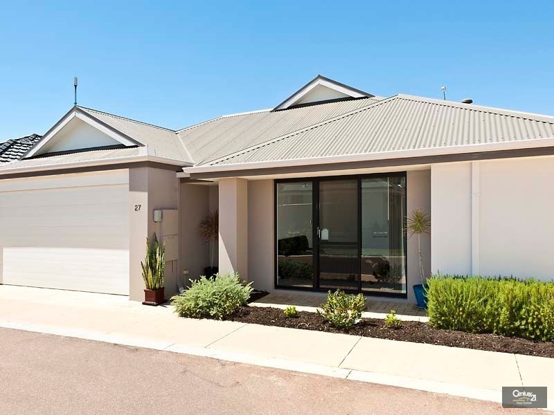 27/15 Crosthwait Cir, Tapping WA 6065