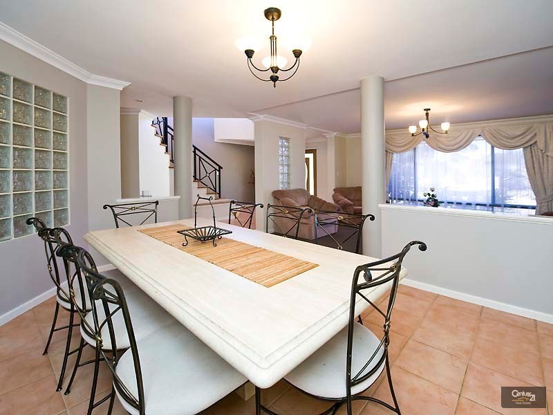 53 Chardonnay Drive, The Vines WA 6069