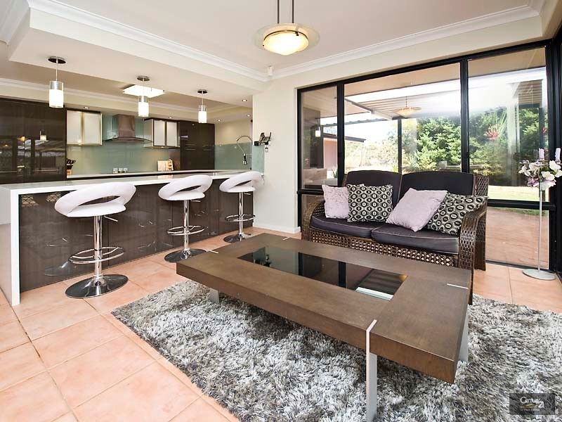 53 Chardonnay Drive, The Vines WA 6069