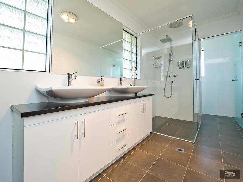 53 Chardonnay Drive, The Vines WA 6069