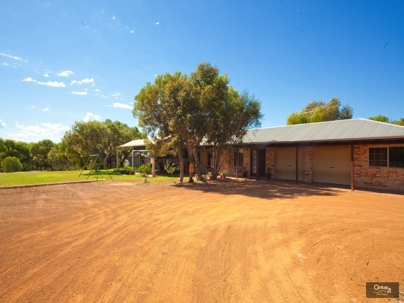 62 Crestview Drive, Lennard Brook WA 6503