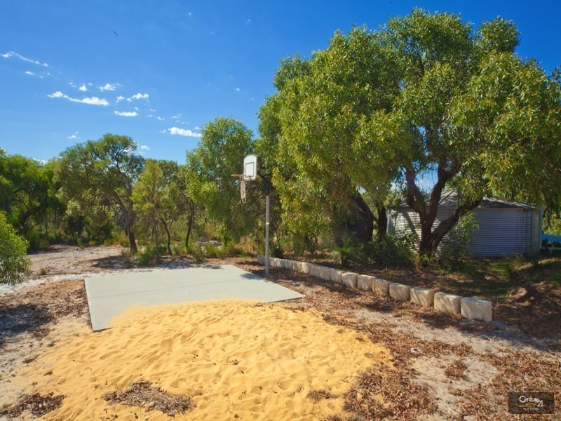 62 Crestview Drive, Lennard Brook WA 6503