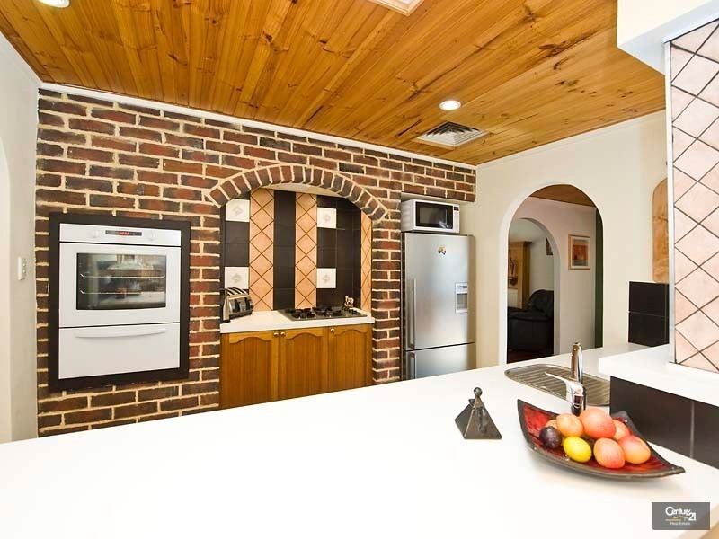 9 Marlin Place, Beldon WA 6027