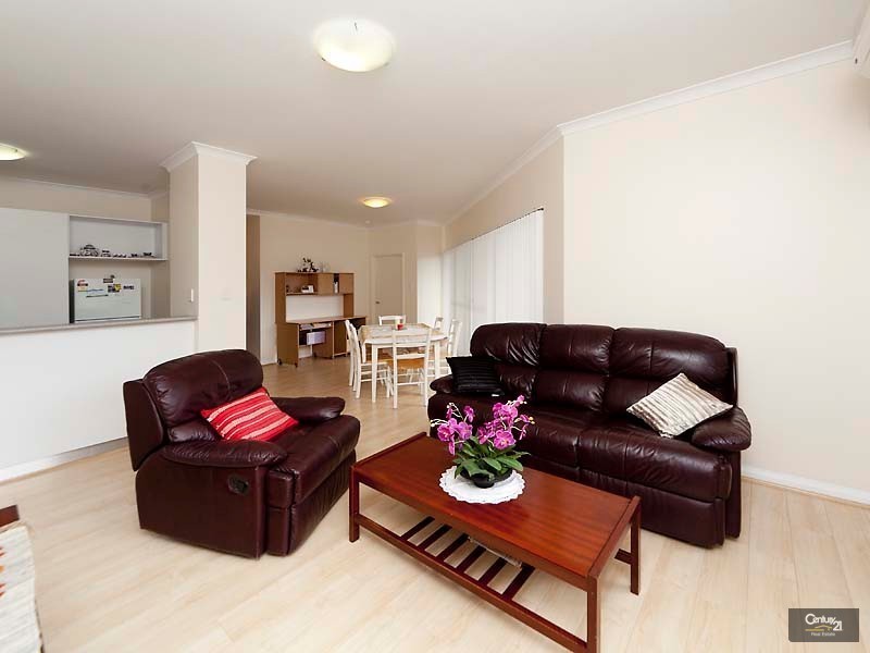 11/164 Lakeside Drive, Joondalup WA 6027