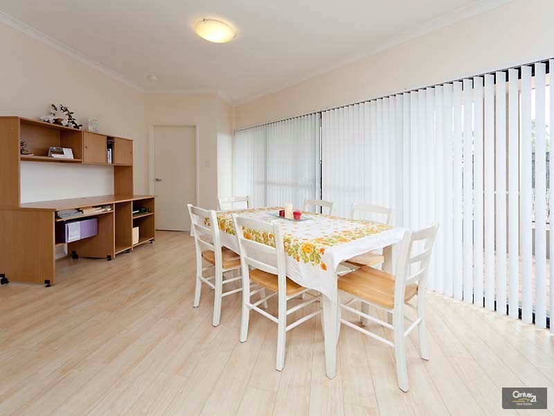 11/164 Lakeside Drive, Joondalup WA 6027