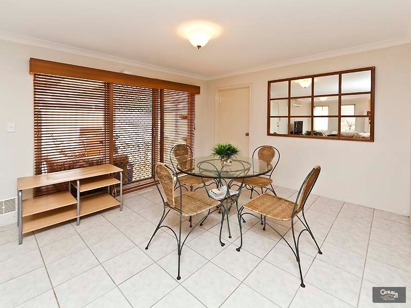 7/5 Yarra Court, Carramar WA 6031