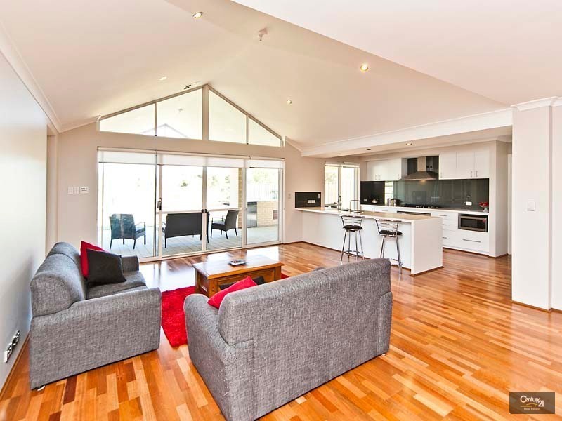 30 Longview Way, The Vines WA 6069