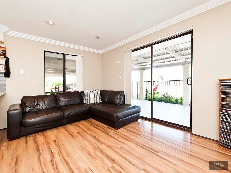 1 Theba Court, Heathridge WA 6027