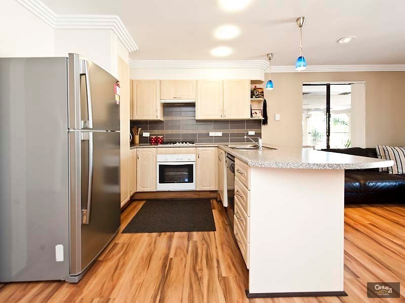 1 Theba Court, Heathridge WA 6027