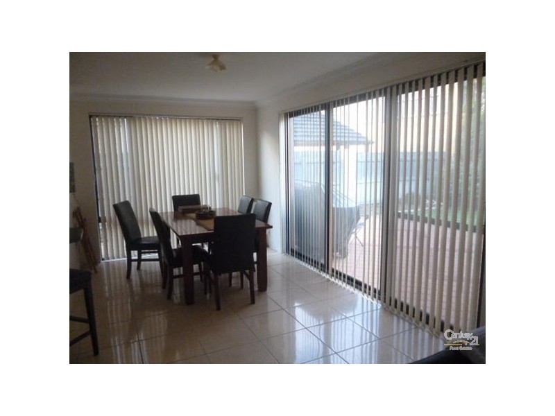 8 Bantry Bend, Mindarie WA 6030