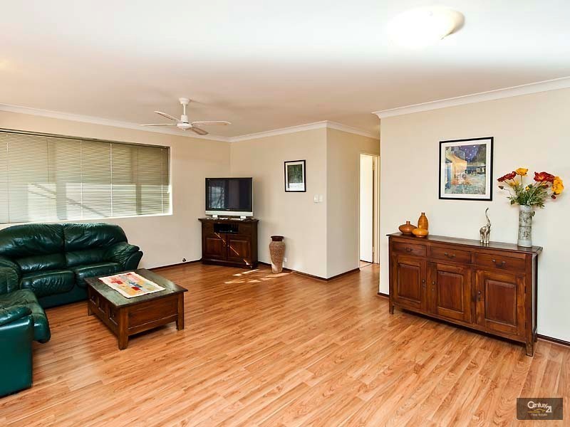 19 Leichhardt Avenue, Padbury WA 6025