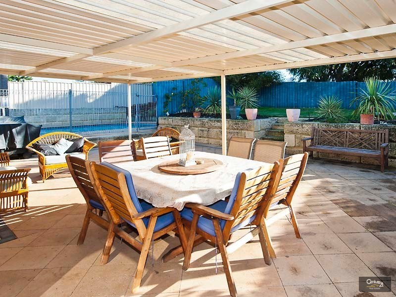 19 Leichhardt Avenue, Padbury WA 6025