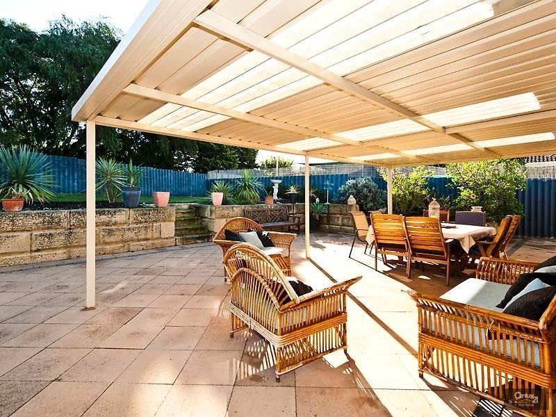 19 Leichhardt Avenue, Padbury WA 6025