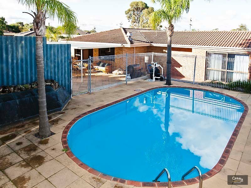 19 Leichhardt Avenue, Padbury WA 6025