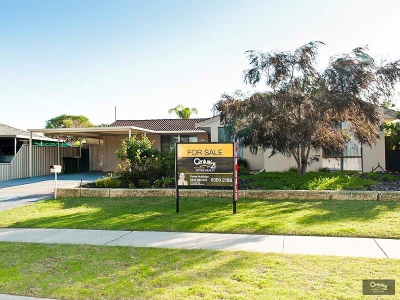 19 Leichhardt Avenue, Padbury WA 6025