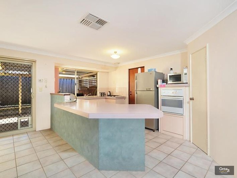 7  Tussock Elbow, Banksia Grove WA 6031