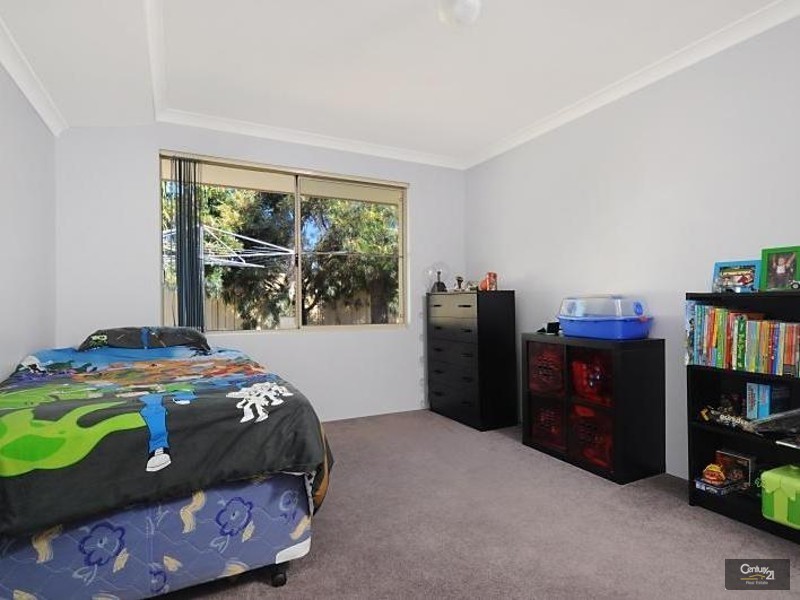 7  Tussock Elbow, Banksia Grove WA 6031