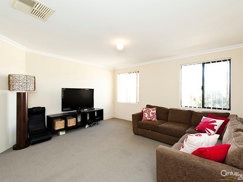 1 Atanasoff Road, Tapping WA 6065