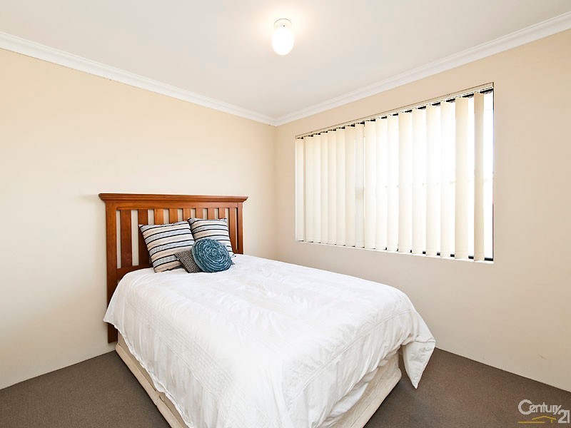 1 Atanasoff Road, Tapping WA 6065