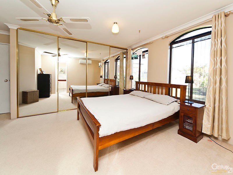 9 Namoi Turn, Merriwa WA 6030