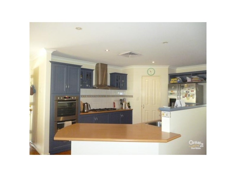 74 Golf Links Drive, Carramar WA 6031