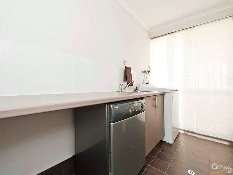 22 Liriope Parkway, Sinagra WA 6065