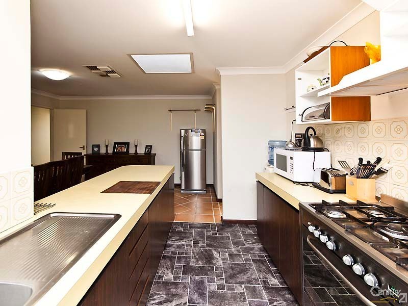 75 Balanus Way, Heathridge WA 6027