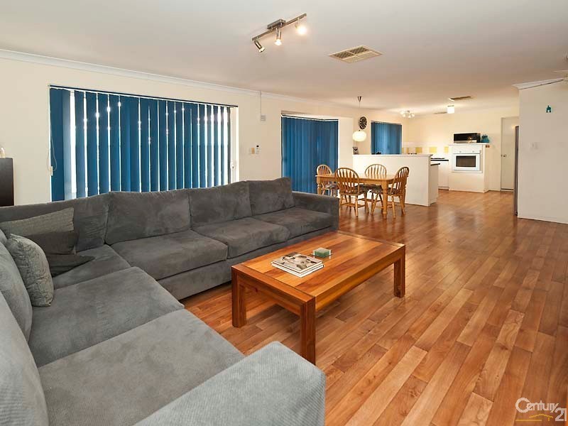 26 Delmage Circle, Ellenbrook WA 6069