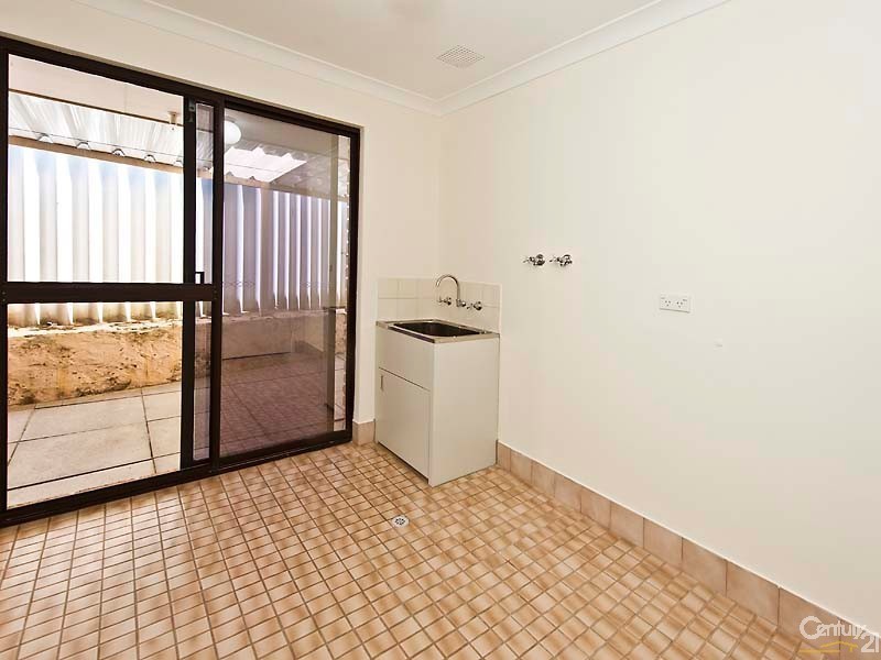 14 Carr Cres, Warwick WA 6024