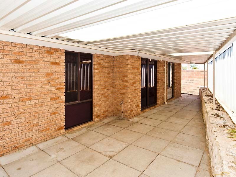 14 Carr Cres, Warwick WA 6024