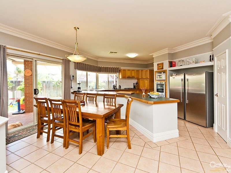 3 Tyneside Grove, Currambine WA 6028