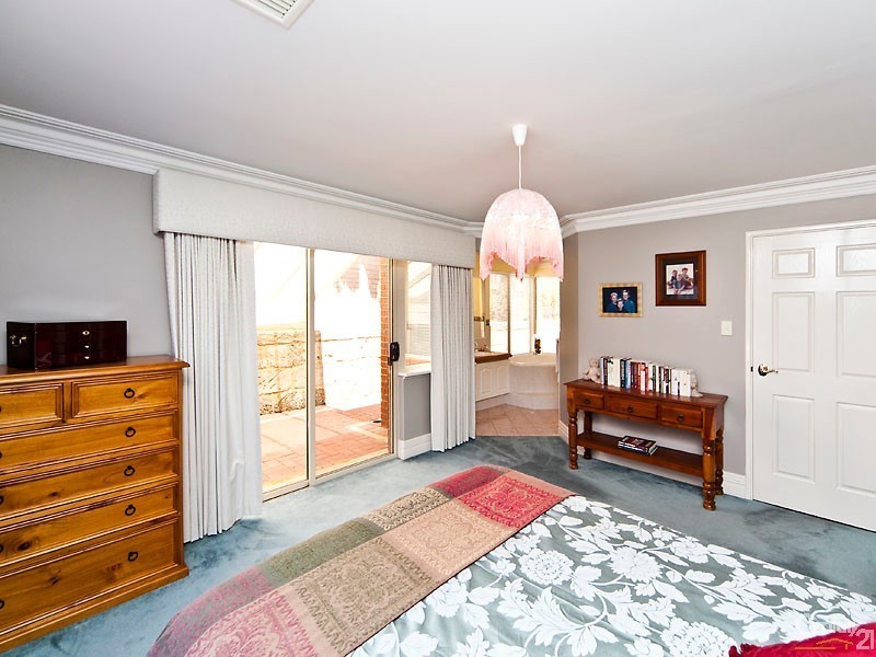 3 Tyneside Grove, Currambine WA 6028