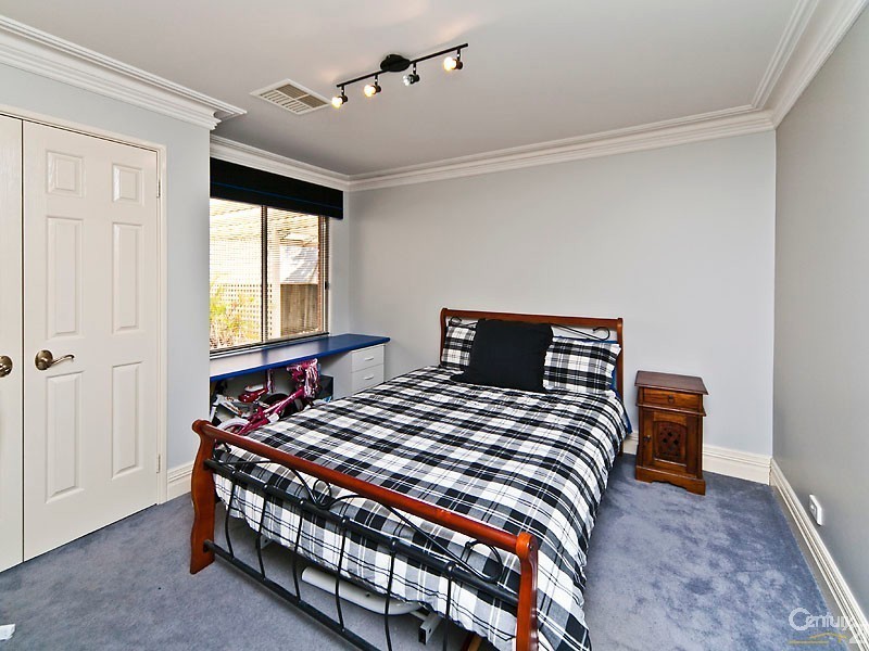 3 Tyneside Grove, Currambine WA 6028