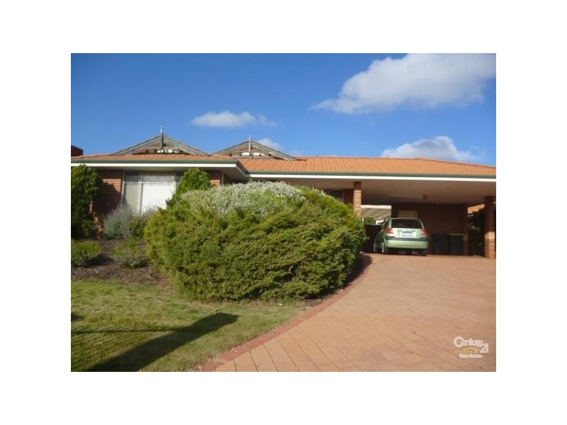 10 Keppoch Court, Kinross WA 6028