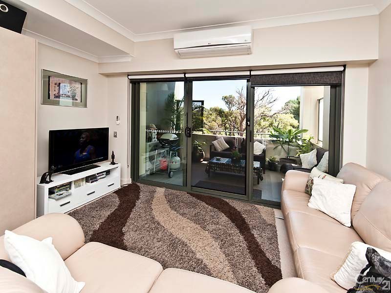 31/2 Molloy Promenade, Joondalup WA 6027