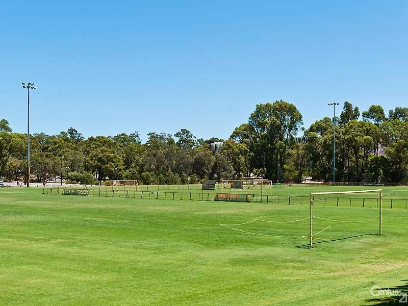 31/2 Molloy Promenade, Joondalup WA 6027