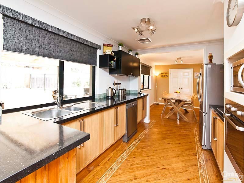 23 Beenong St, Wanneroo WA 6065